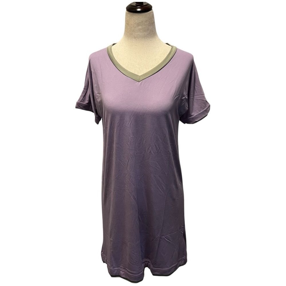 Moon Nite Women’s SMALL Lavender V-Neck Sleep Shirt Short Sleeves Stretch NWT